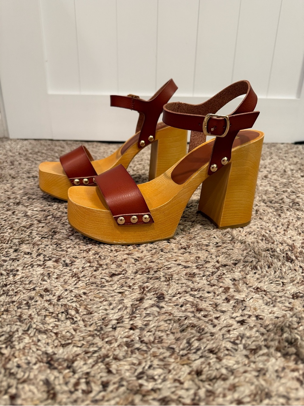MIA Darrah sandals size 7.5 NWT